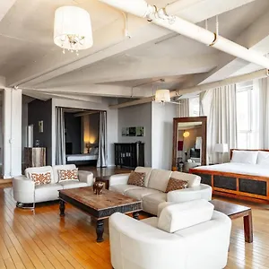 **** Aparthotel Loft Canada